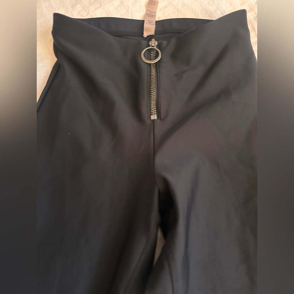 Alo yoga black leggings - Picture 4 of 6